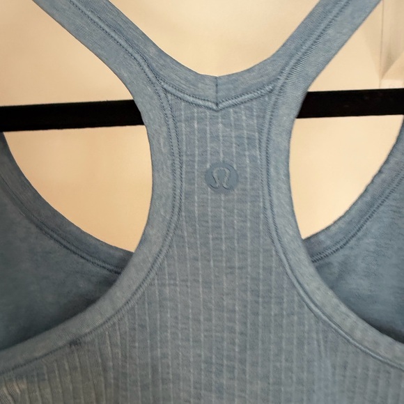 Lululemon Athletica Light Blue Ebb to Street Tank Top - Picture 3 of 3